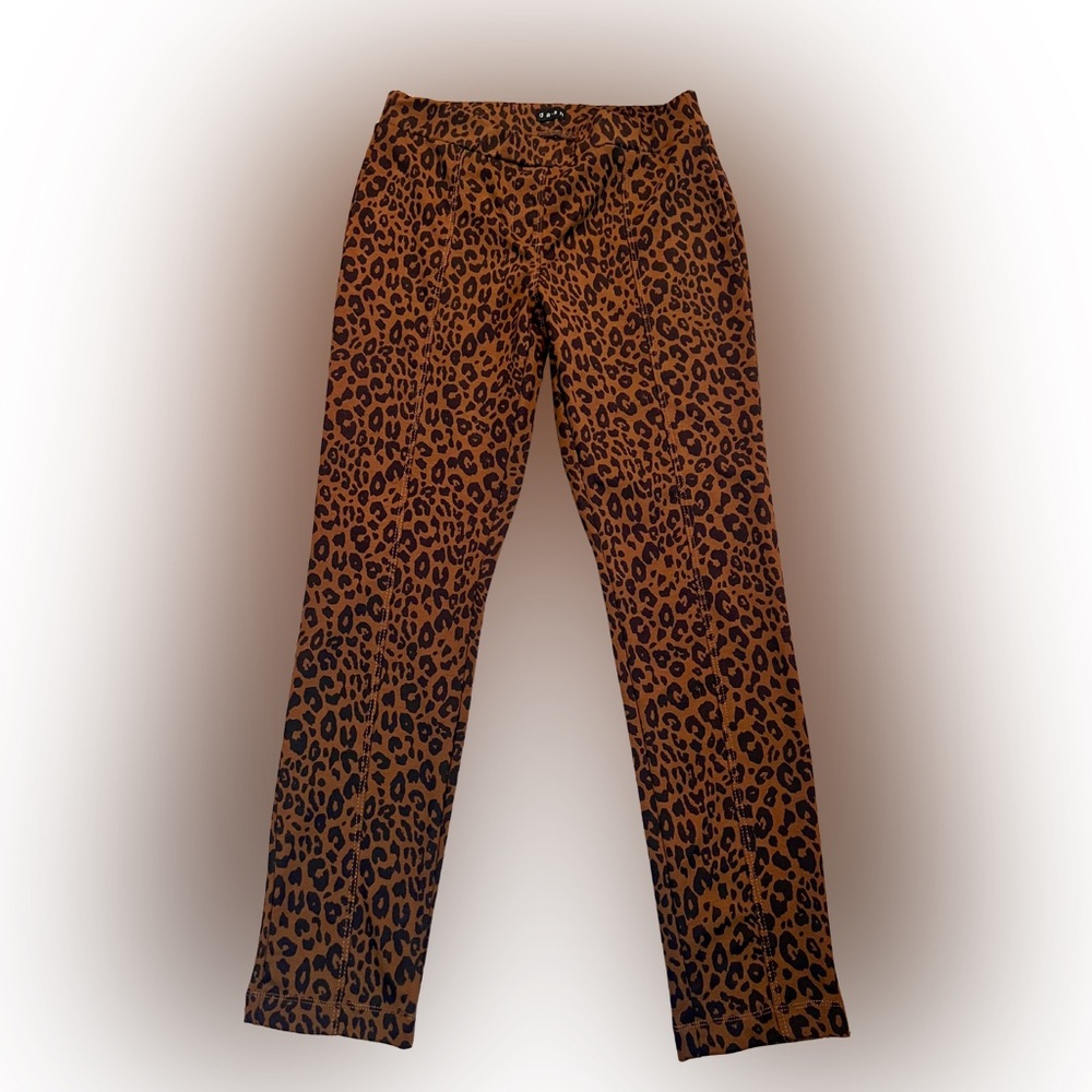Dash Leopard Print Leggings